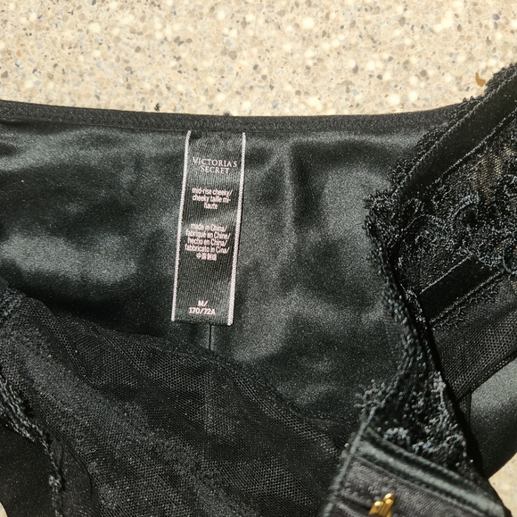 Velvet Trim Midrise Cheeky Panty VS Luxe M - Picture 4 of 7